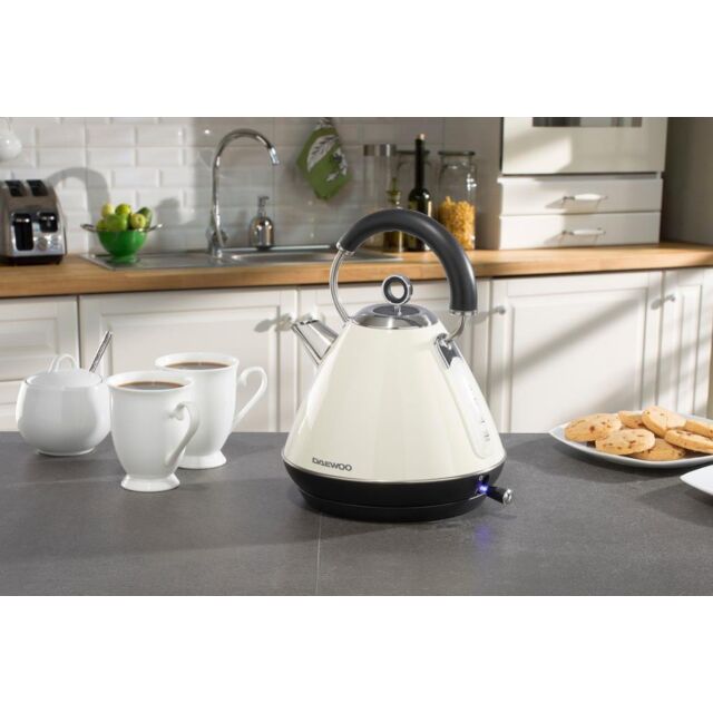 Daewoo SDA1576GE Kensington 1.7L 3KW Pyramid Kettle - Cream