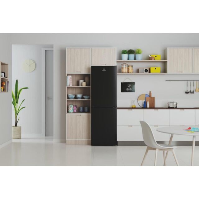 Indesit IBTNF 60182 B UK Freestanding Fridge Freezer - Black